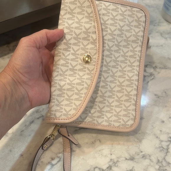 Michael Kors Beige and Pink Logo Clutch - Picture 2 of 9